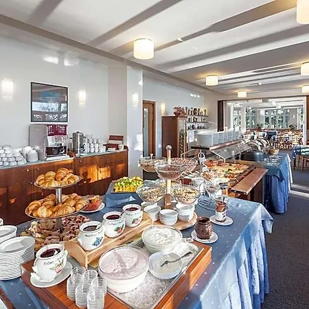 Hotel Port Doksy 4*